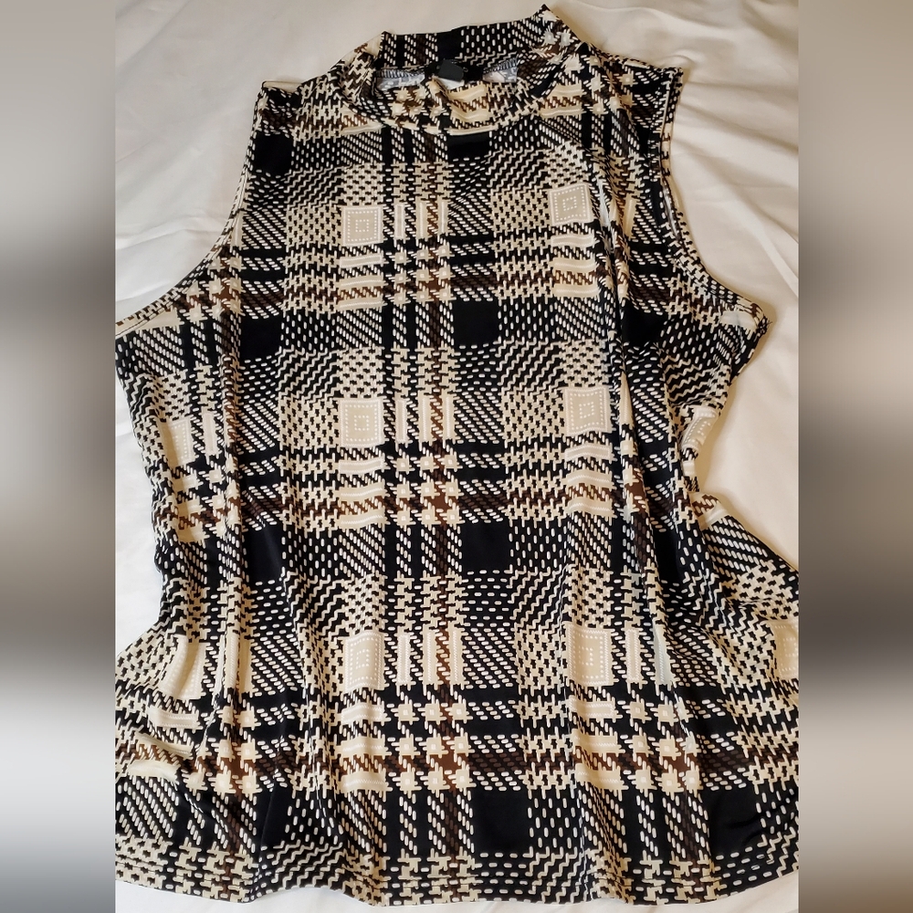 Espresso Black and Cream Checkered Muscle Top Blouse Size:XL